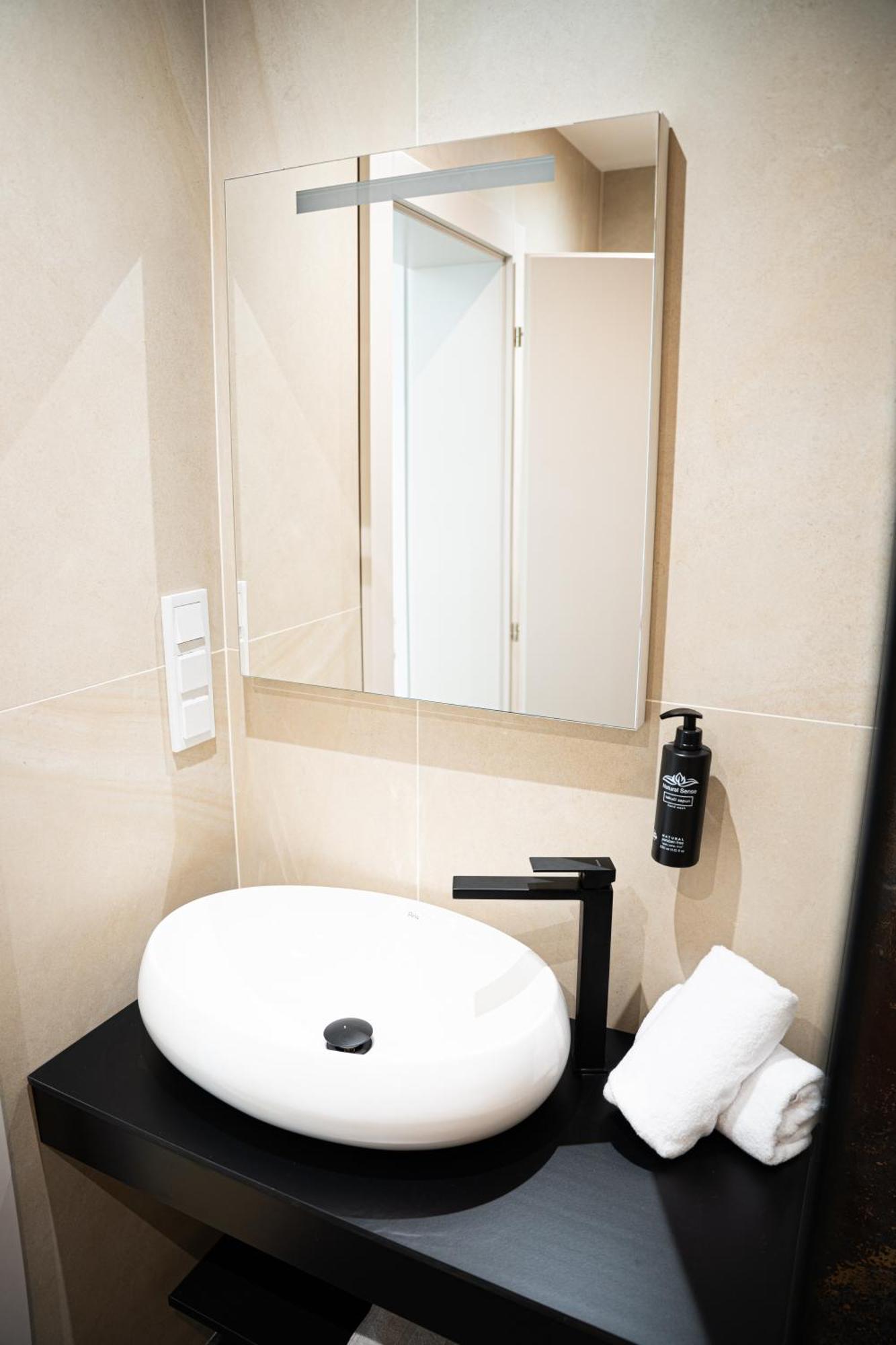 Lala Hotel Bosanska Krupa Kültér fotó